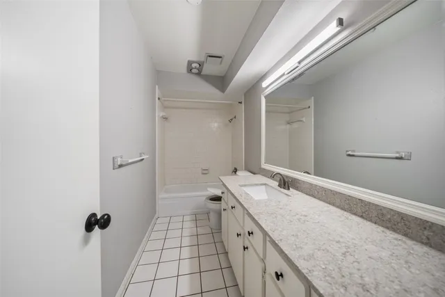 $1,600 | 20309 Sunny Shores Drive, Unit C, Humble, TX 77346