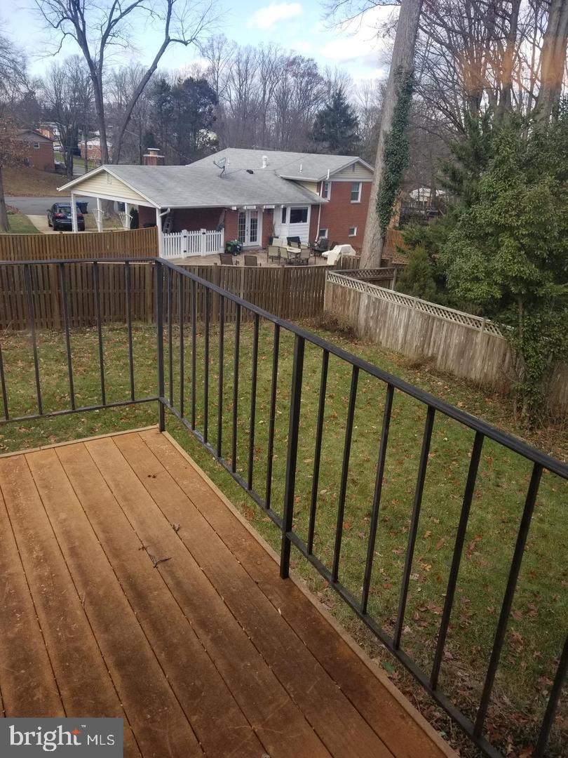 3910 Forest Grove Drive Annandale, VA 22003 - Photo 5 of 21