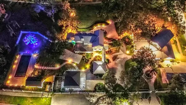 $2,800,000 | 518 Riverside Drive, Tarpon Springs, FL 34689