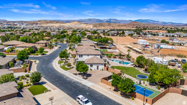 2817 Amaranth Drive St. George, UT 84790 - Photo 3 of 101