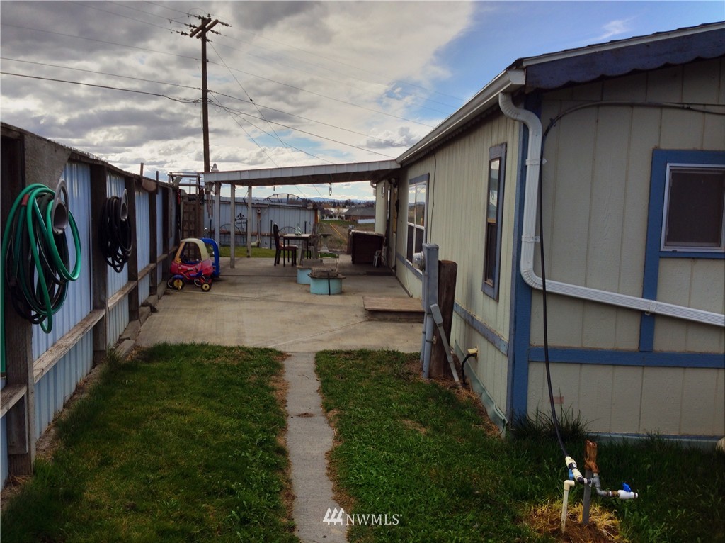 7513 Cole Road Northeast Moses Lake, WA 98837 - Photo 18 of 25 Gallery Image 18