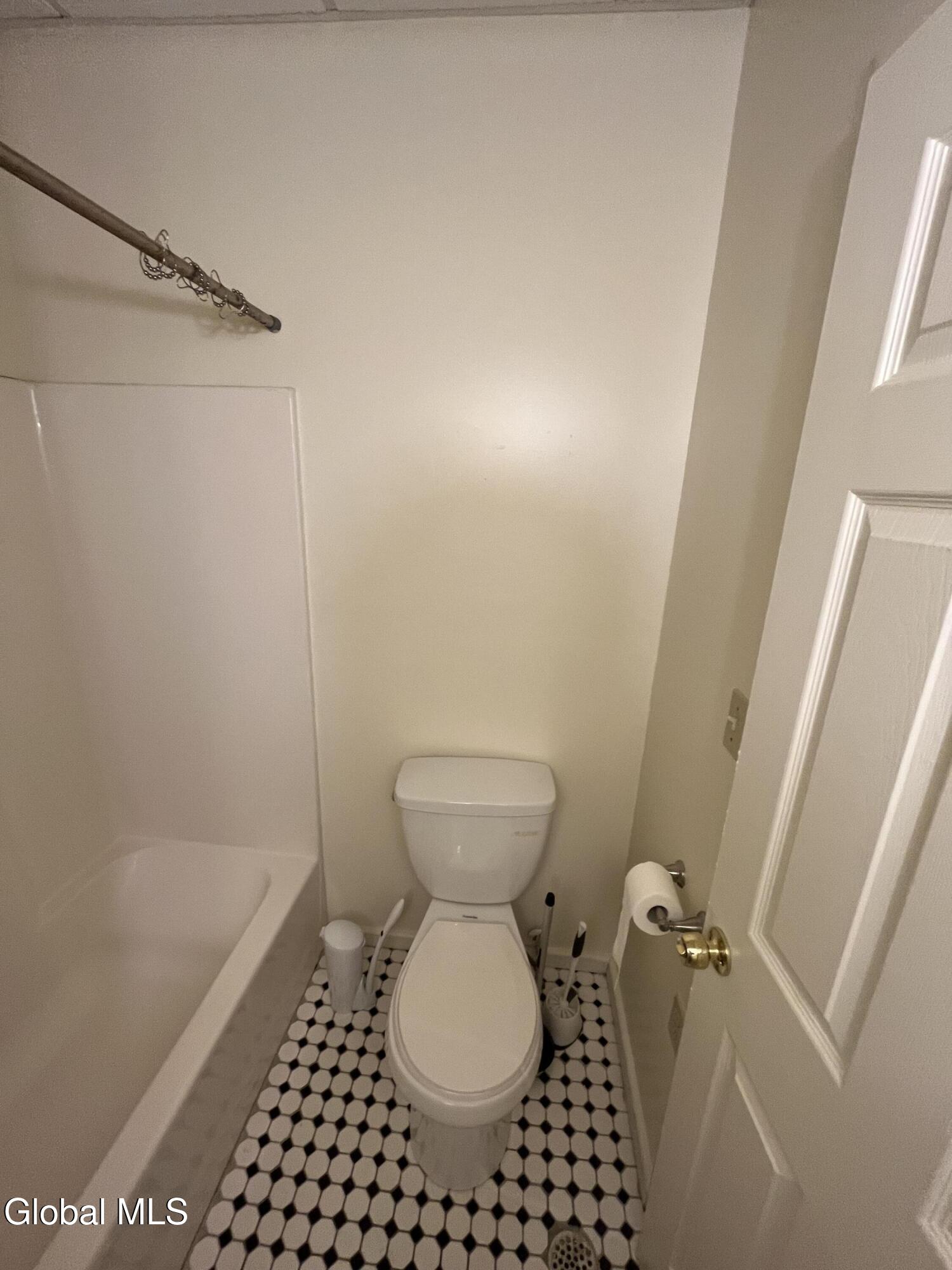 150 4th Street, Unit 10 Troy, NY 12180 - Photo 10 of 15 Bathroom
