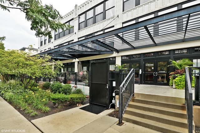1111 West 15th Street, Unit 324 Chicago, IL 60608 - Photo 1 of 27