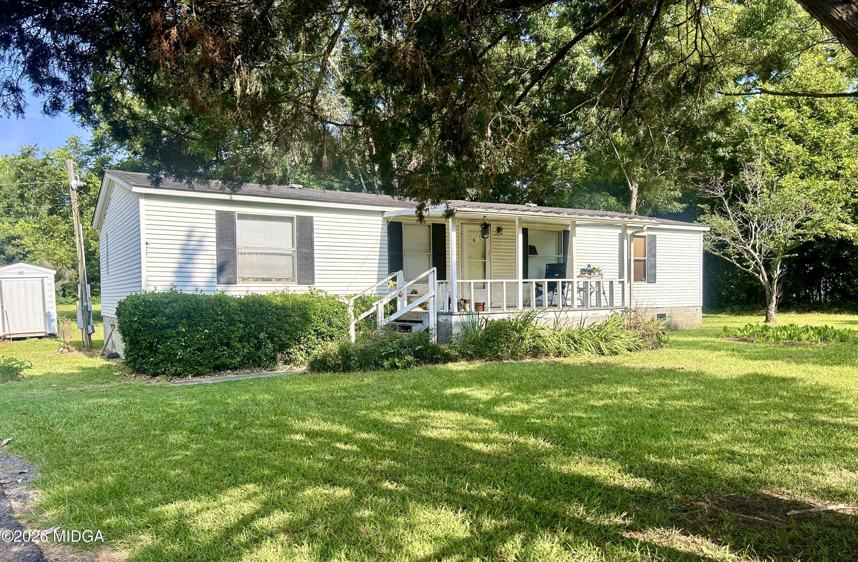 390 Peach Road Byron, GA 31008 - Photo 2 of 17 IMG_0124
