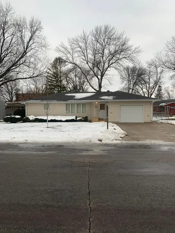 $269,900 | 315 Floral Avenue, Mankato, MN 56001