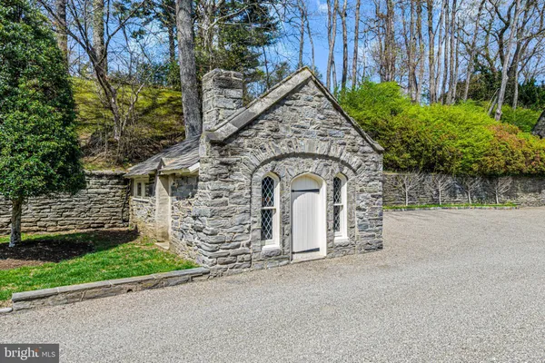$5,950,000 | 56 Crosby Brown Road, Gladwyne, PA 19035
