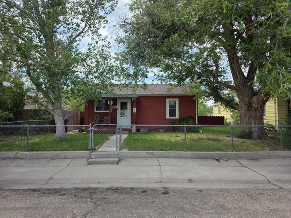$194,500 | 1162 North Washington Street, Casper, WY 82601