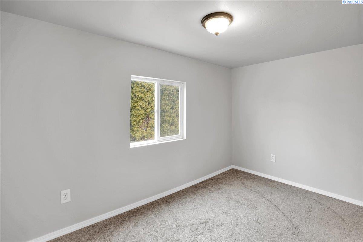 200802 East Game Farm Road, Unit 143 Kennewick, WA 99337 - Photo 10 of 20 Gallery Image 10