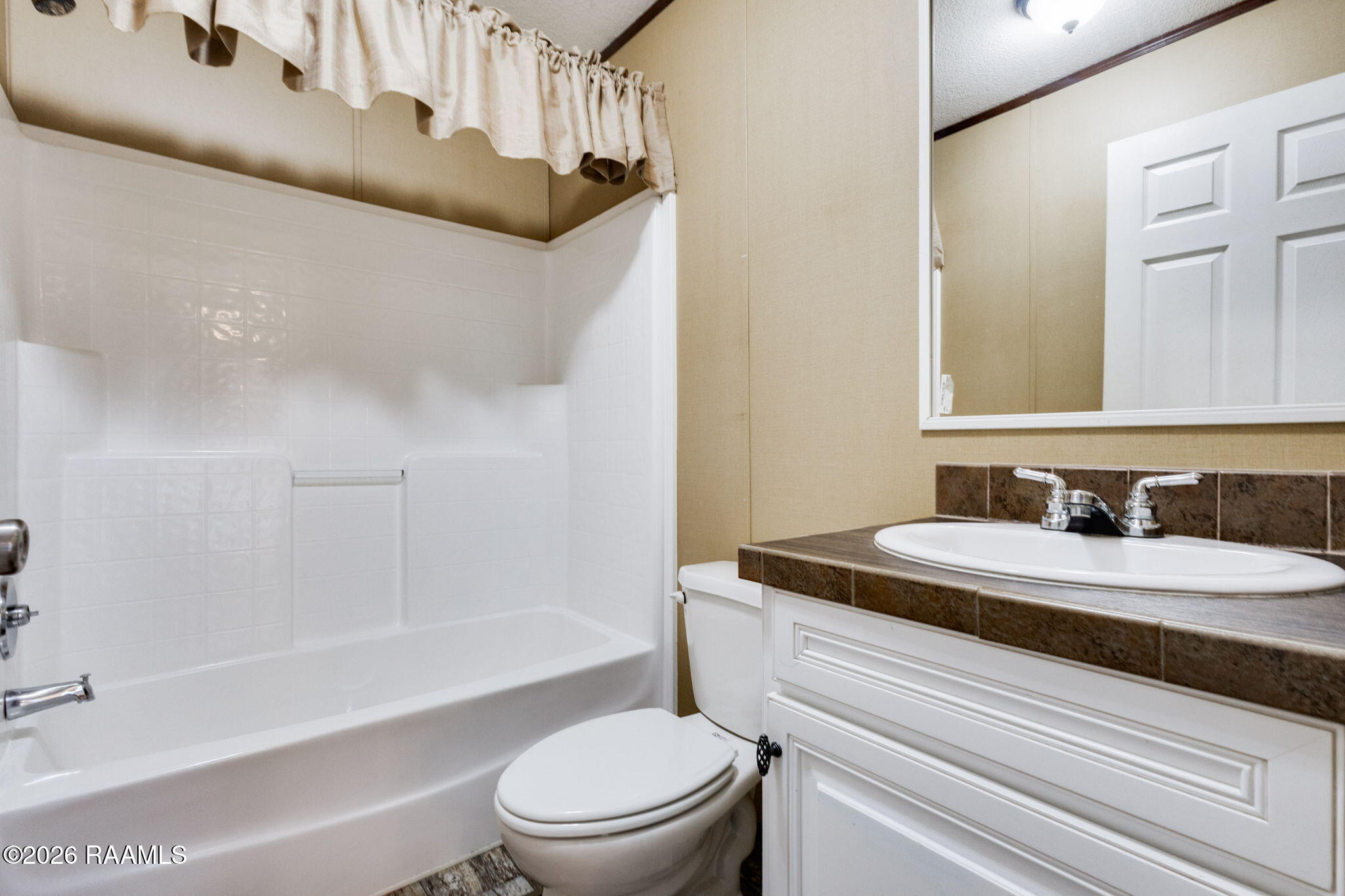 4918 Albert Road Erath, LA 70533 - Photo 13 of 18 13-web-or-mls-4918 Albert Rd-13