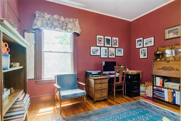 144 Dickerman Road Newton, MA 02461 - Photo 18 of 25 Gallery Image 18