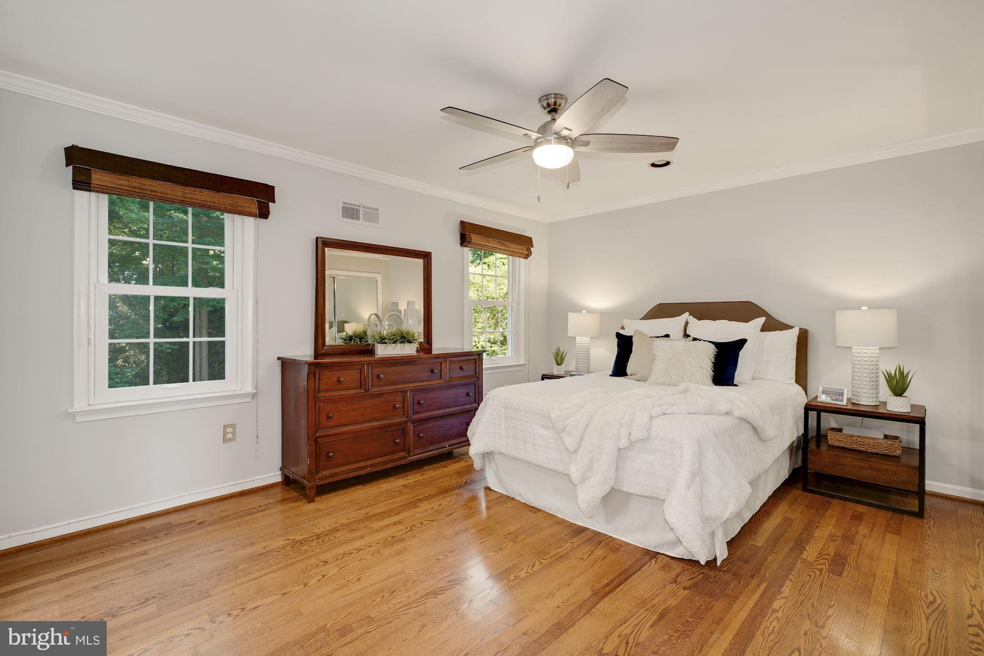 8600 Atwell Road Potomac, MD 20854 - Photo 14 of 33 Primary Bedroom