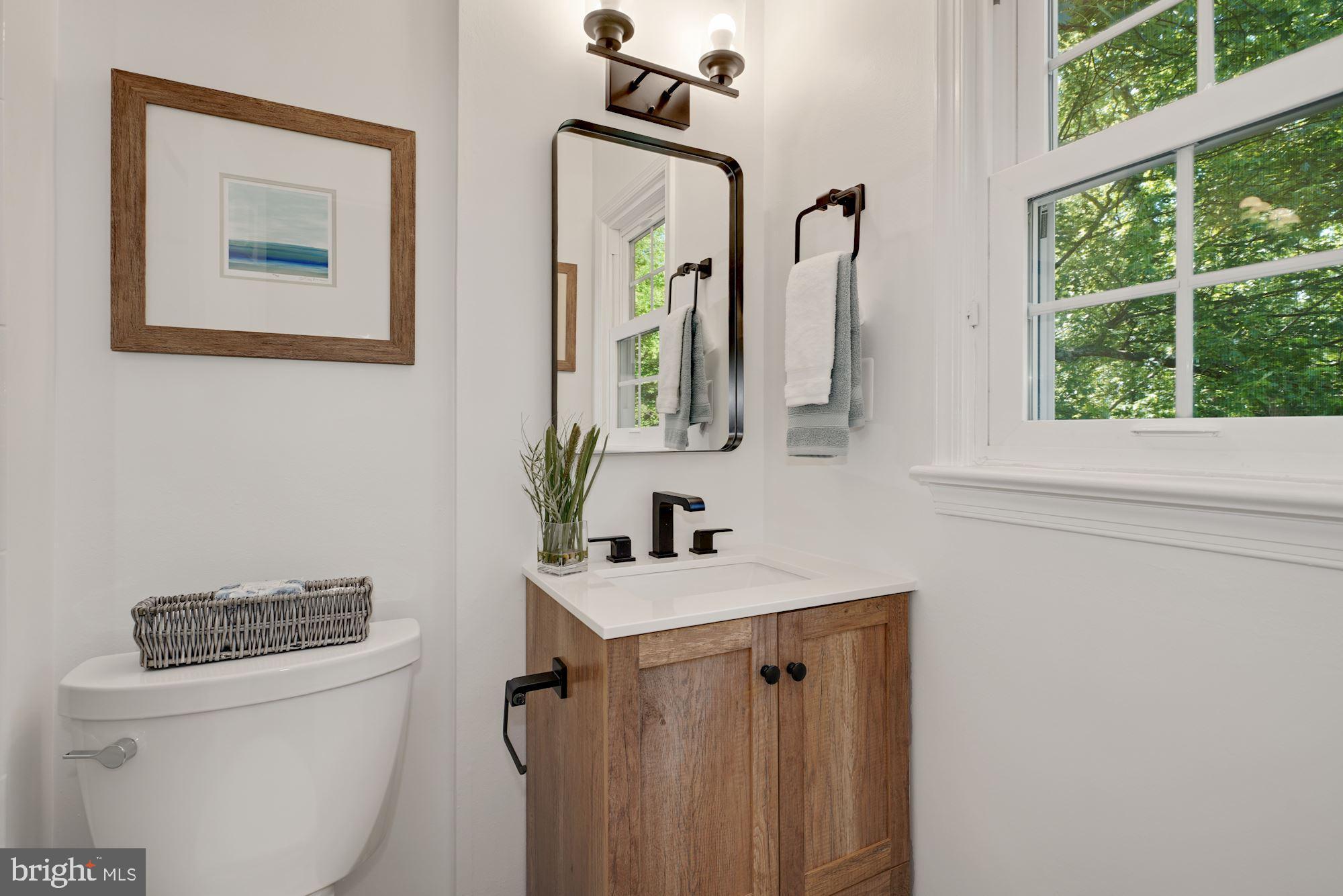8600 Atwell Road Potomac, MD 20854 - Photo 16 of 33 Fully Renovated Primary Full Bath