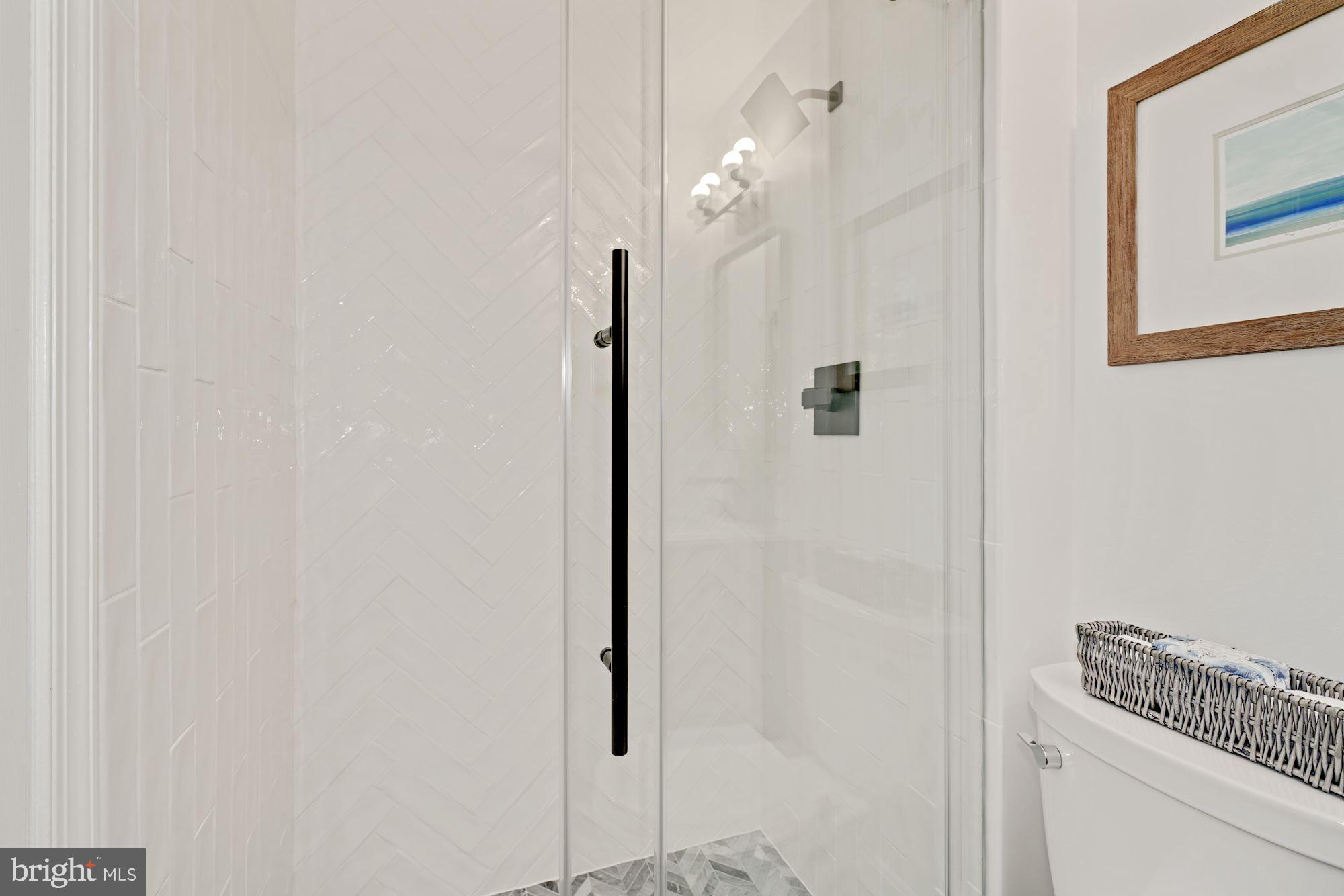 8600 Atwell Road Potomac, MD 20854 - Photo 17 of 33 Renovated Primary Bath Shower w/Designer Tile