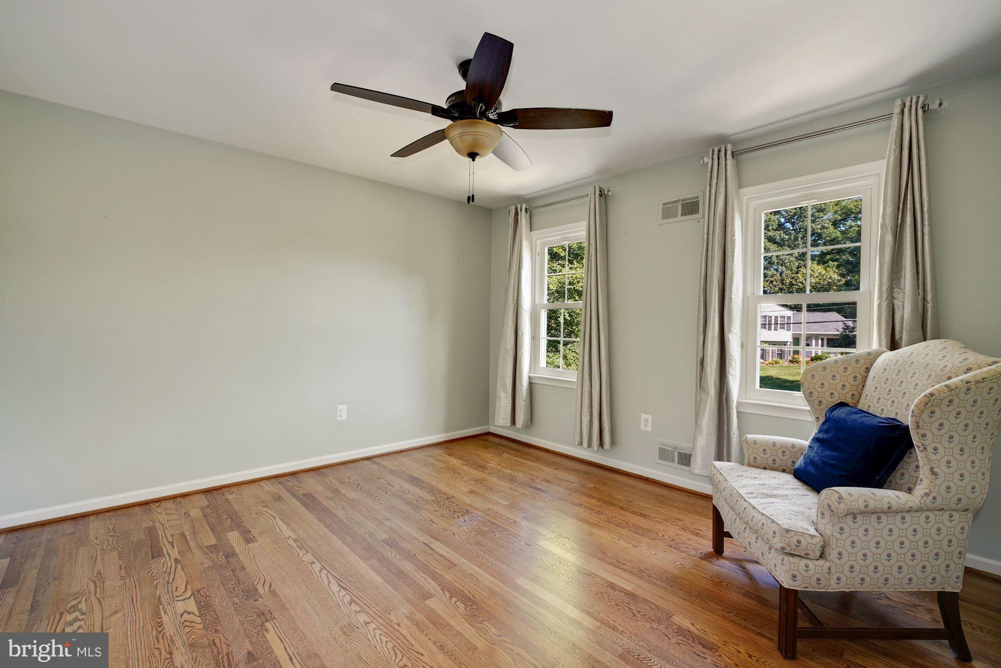 8600 Atwell Road Potomac, MD 20854 - Photo 20 of 33 Bedroom 3
