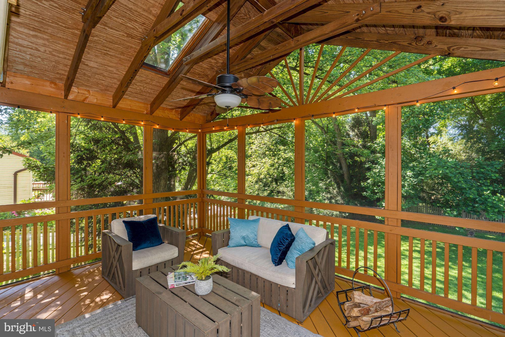 8600 Atwell Road Potomac, MD 20854 - Photo 28 of 33 Large Screened Porch w/Skylights