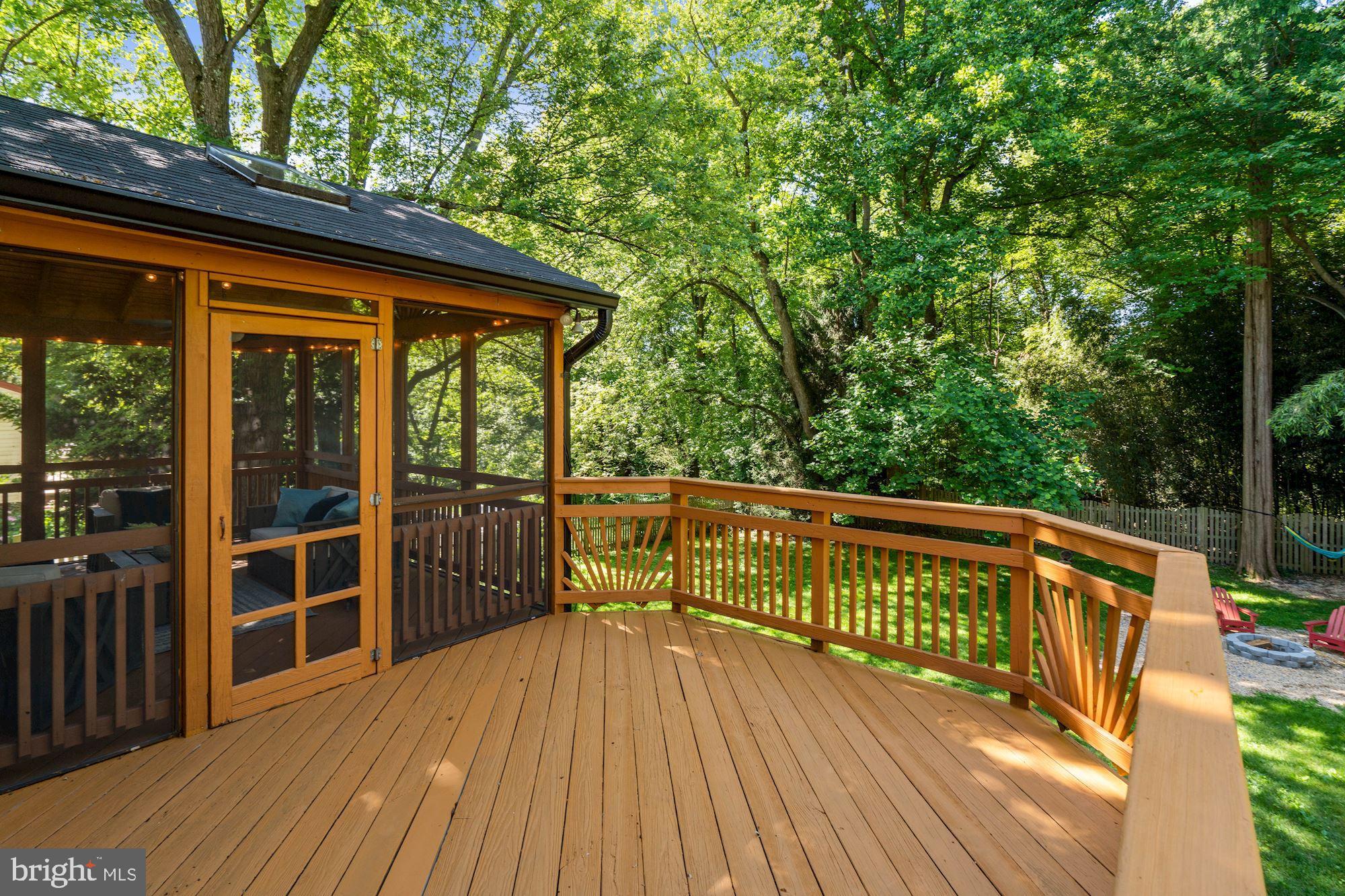 8600 Atwell Road Potomac, MD 20854 - Photo 29 of 33 Side Rear Deck off Screened Porch