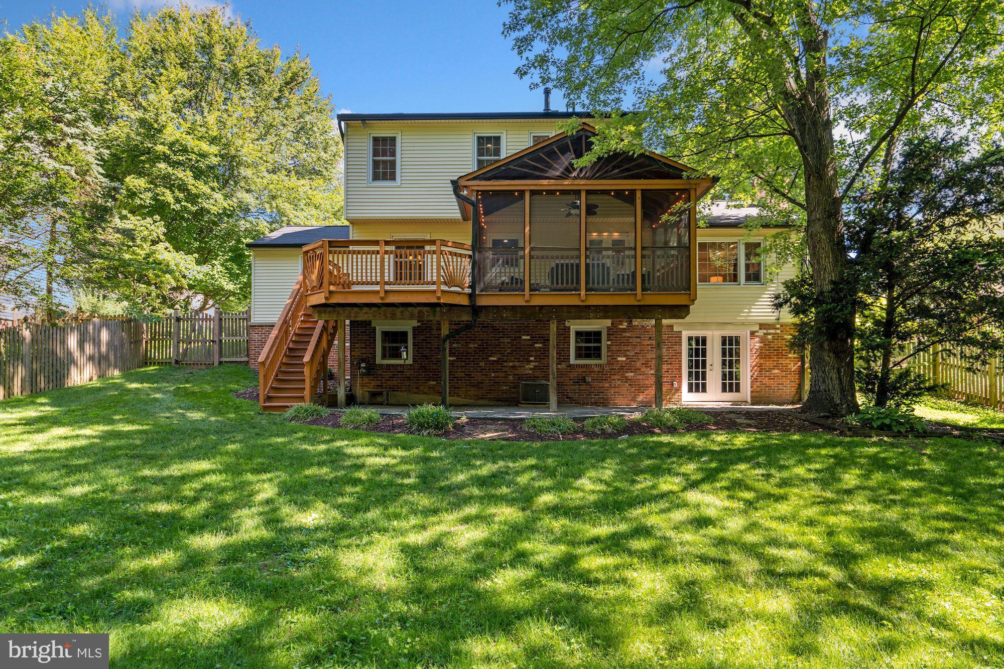 8600 Atwell Road Potomac, MD 20854 - Photo 33 of 33 Rear of Home