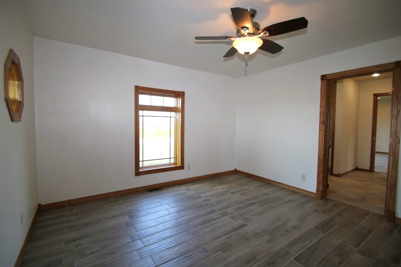 1306 Bridgeport Road Maquon, IL 61458 - Photo 19 of 36