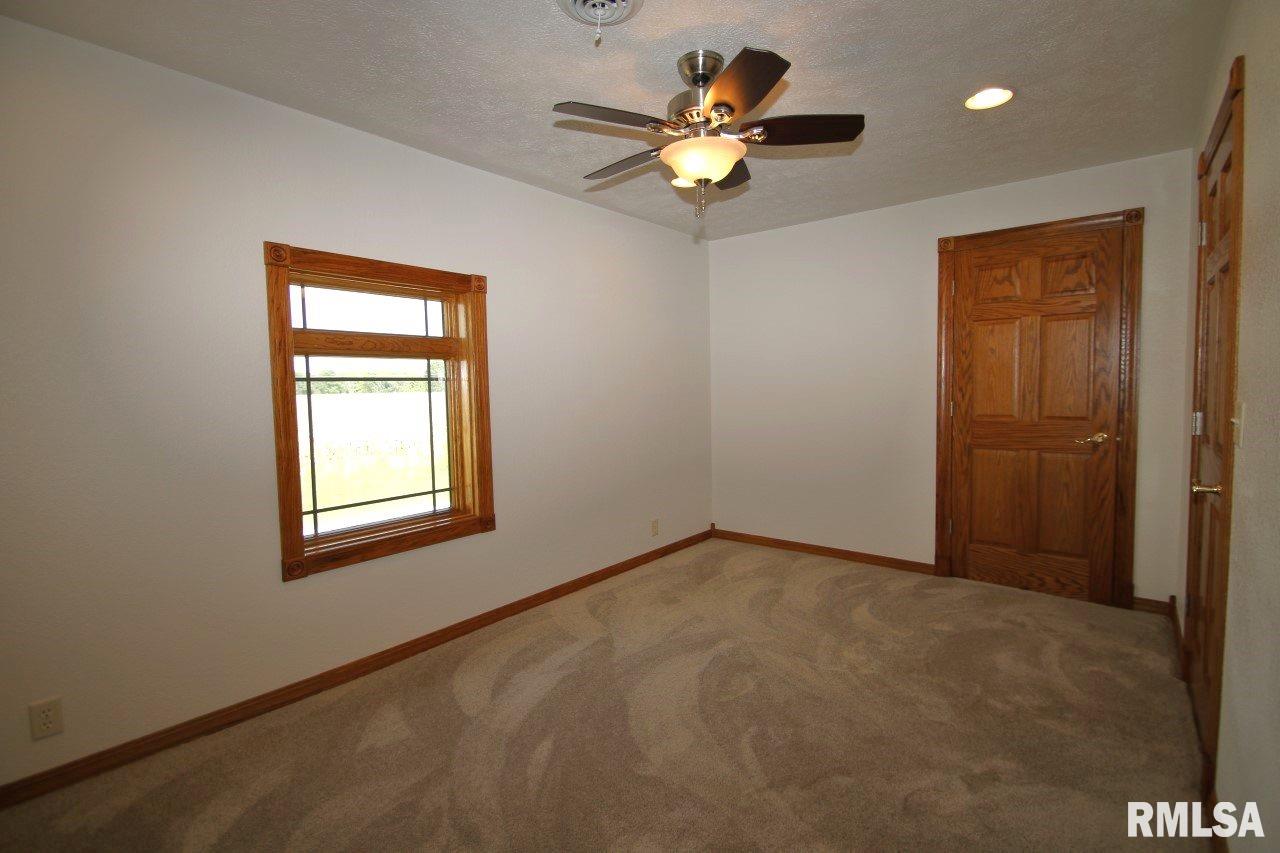 1306 Bridgeport Road Maquon, IL 61458 - Photo 27 of 36