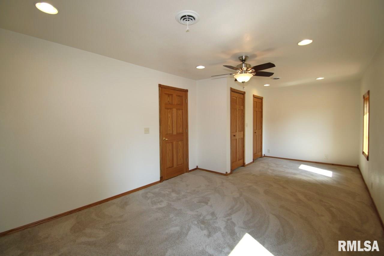 1306 Bridgeport Road Maquon, IL 61458 - Photo 33 of 36