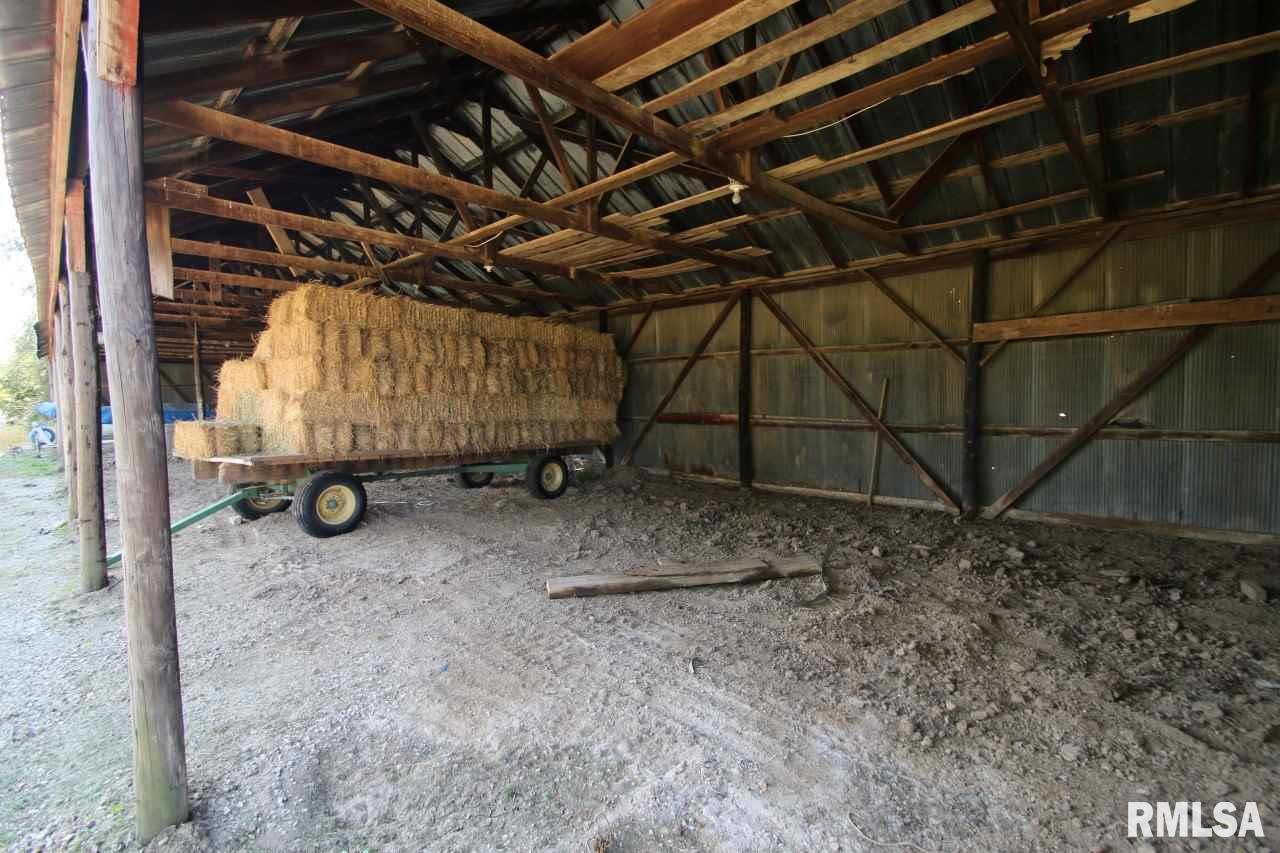 1306 Bridgeport Road Maquon, IL 61458 - Photo 7 of 36