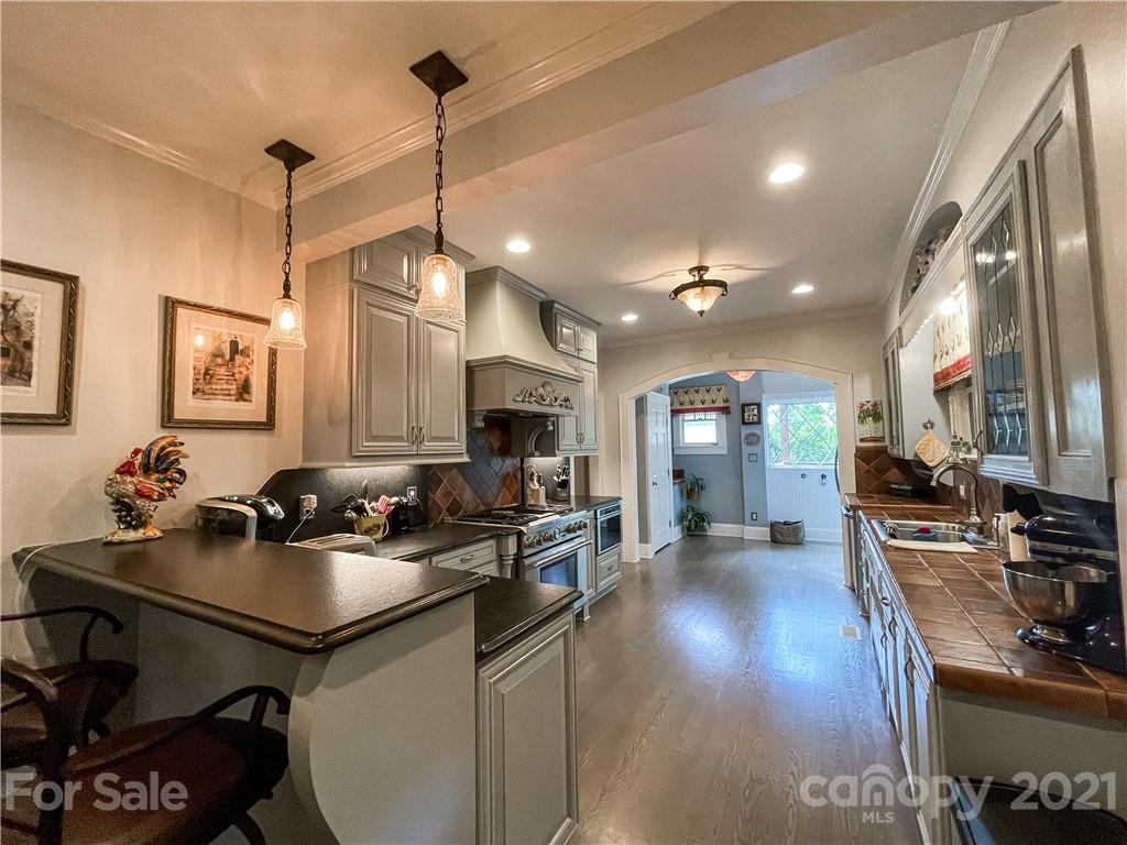 203 Spring Street Northwest Concord, NC 28025 - Photo 11 of 48 Gallery Image 11