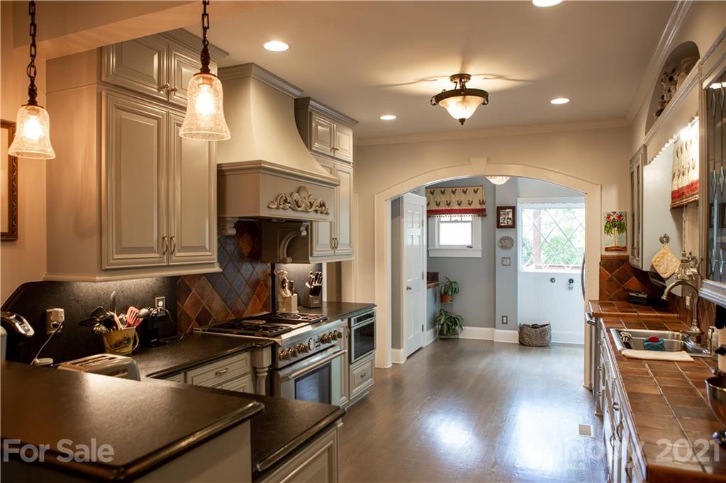 203 Spring Street Northwest Concord, NC 28025 - Photo 10 of 48 Gallery Image 10