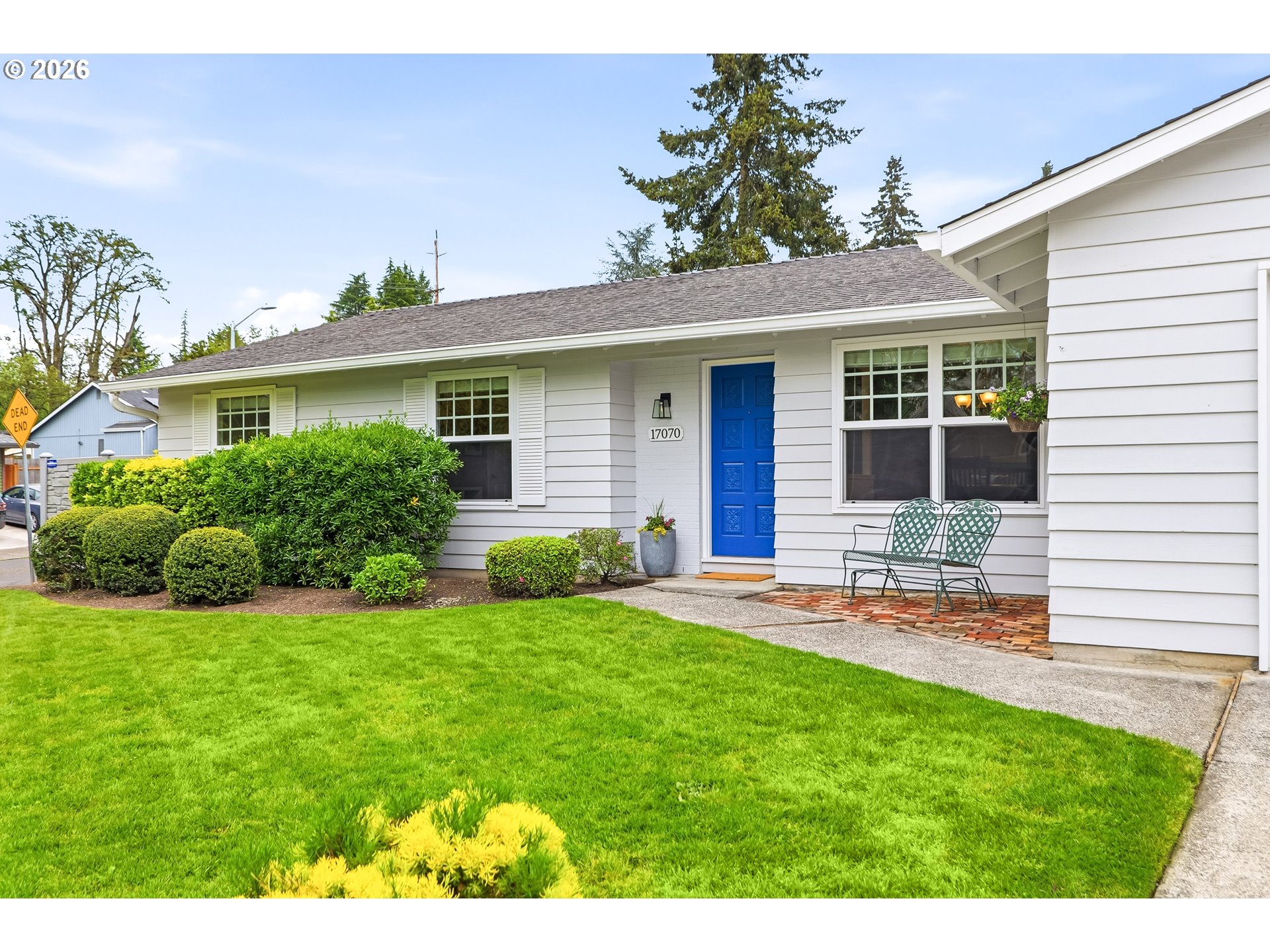 17070 Southwest Cynthia Street Beaverton, OR 97007 - Photo 3 of 23