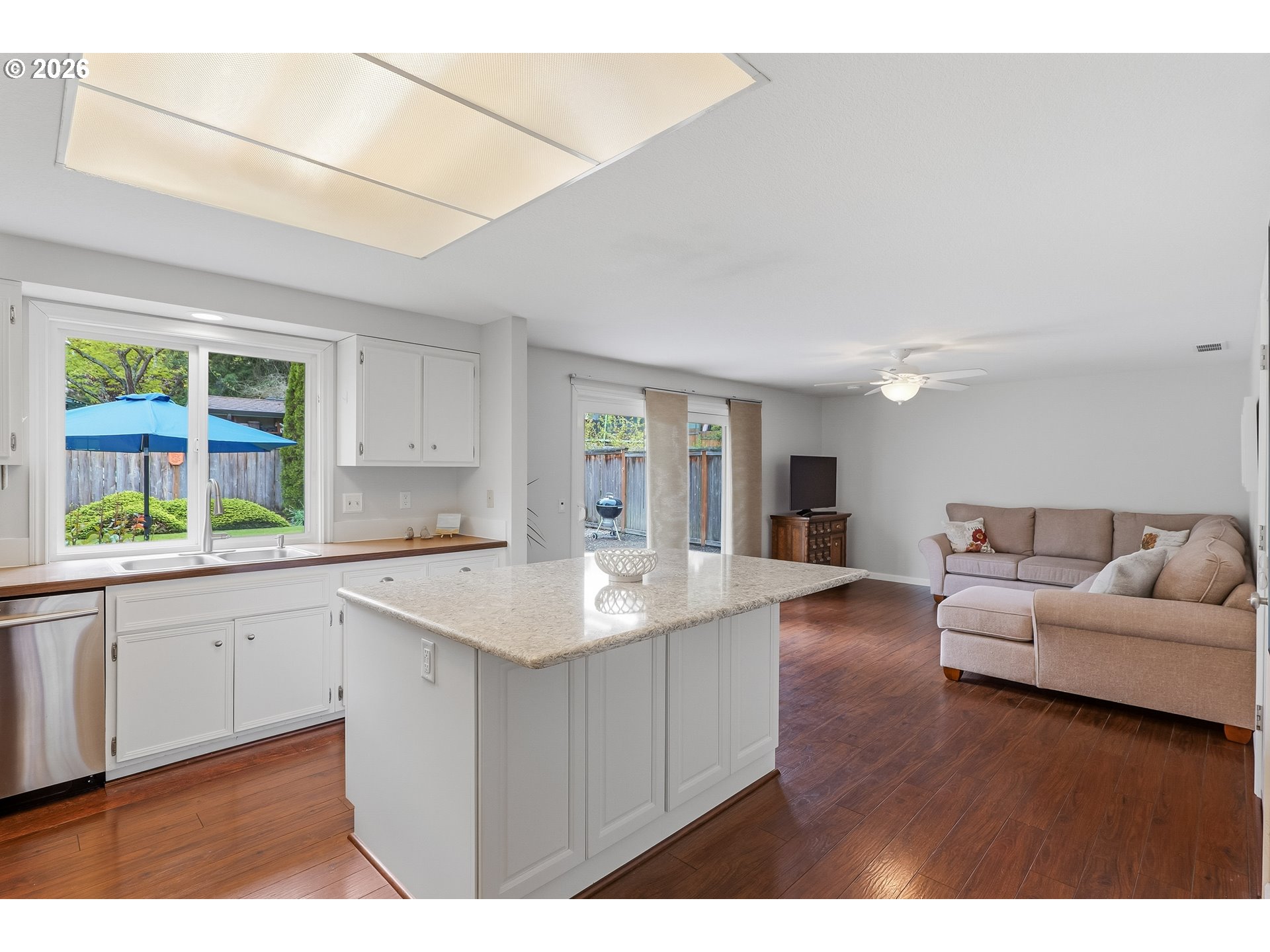 17070 Southwest Cynthia Street Beaverton, OR 97007 - Photo 9 of 23