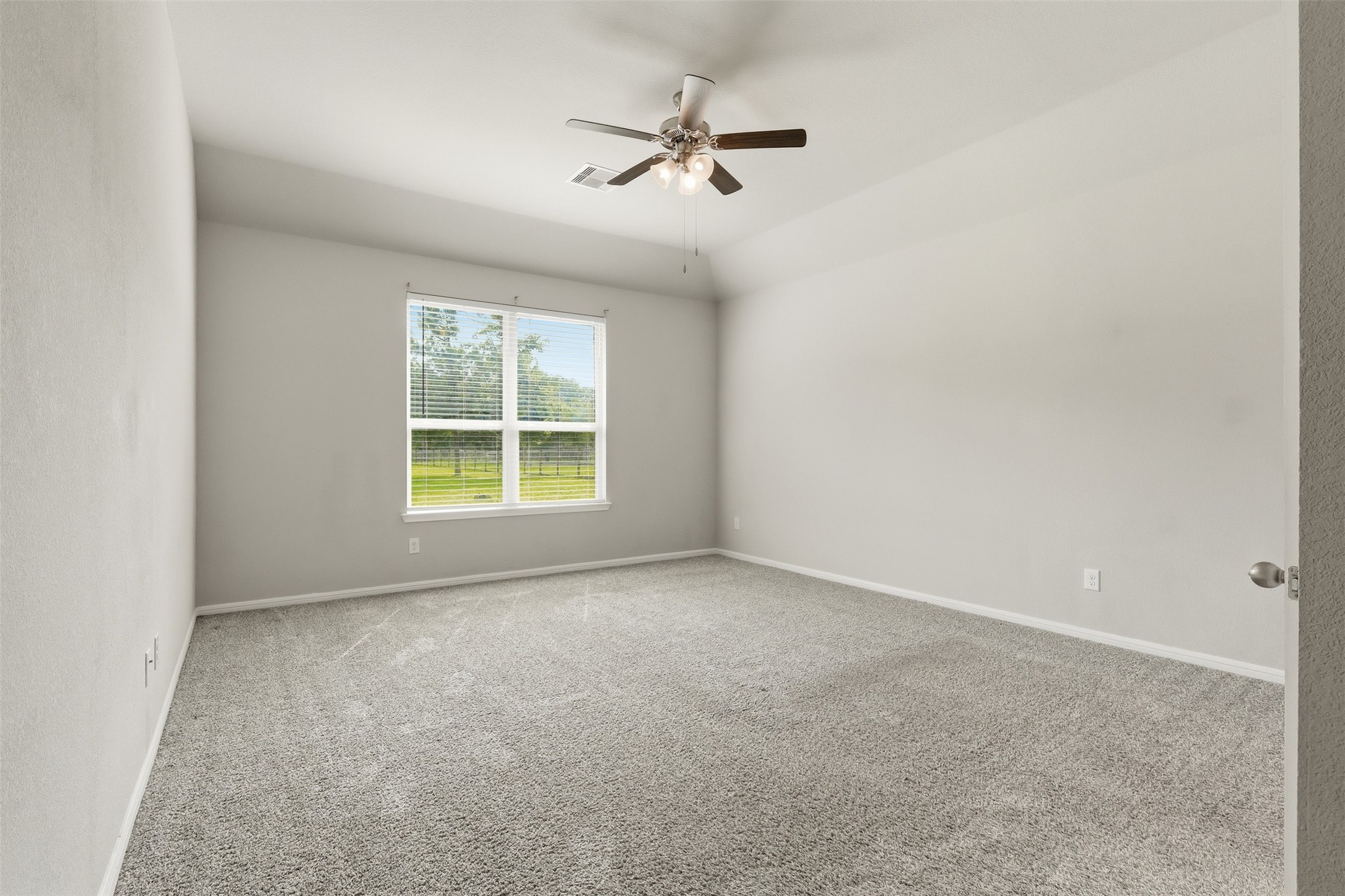 6422 Rolling Hills Road Conroe, TX 77303 - Photo 15 of 43