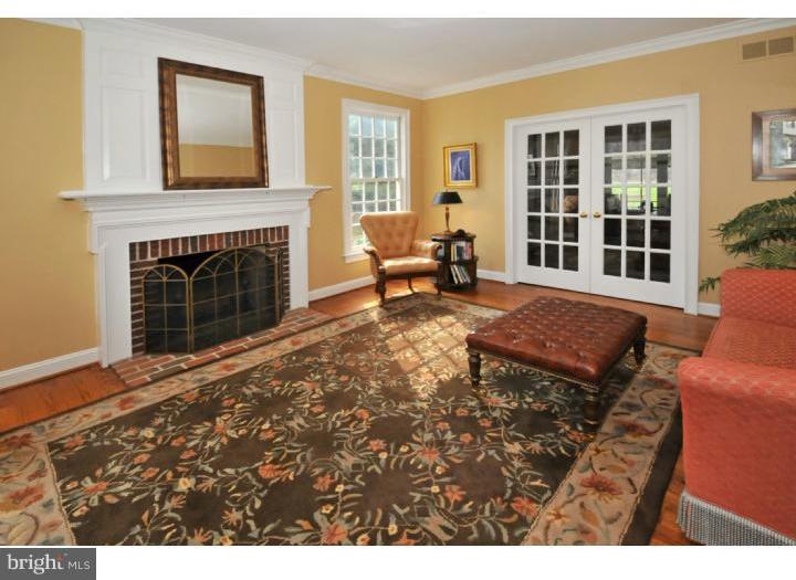 3910 Ruckman Way Doylestown, PA 18902 - Photo 12 of 23 Living Room