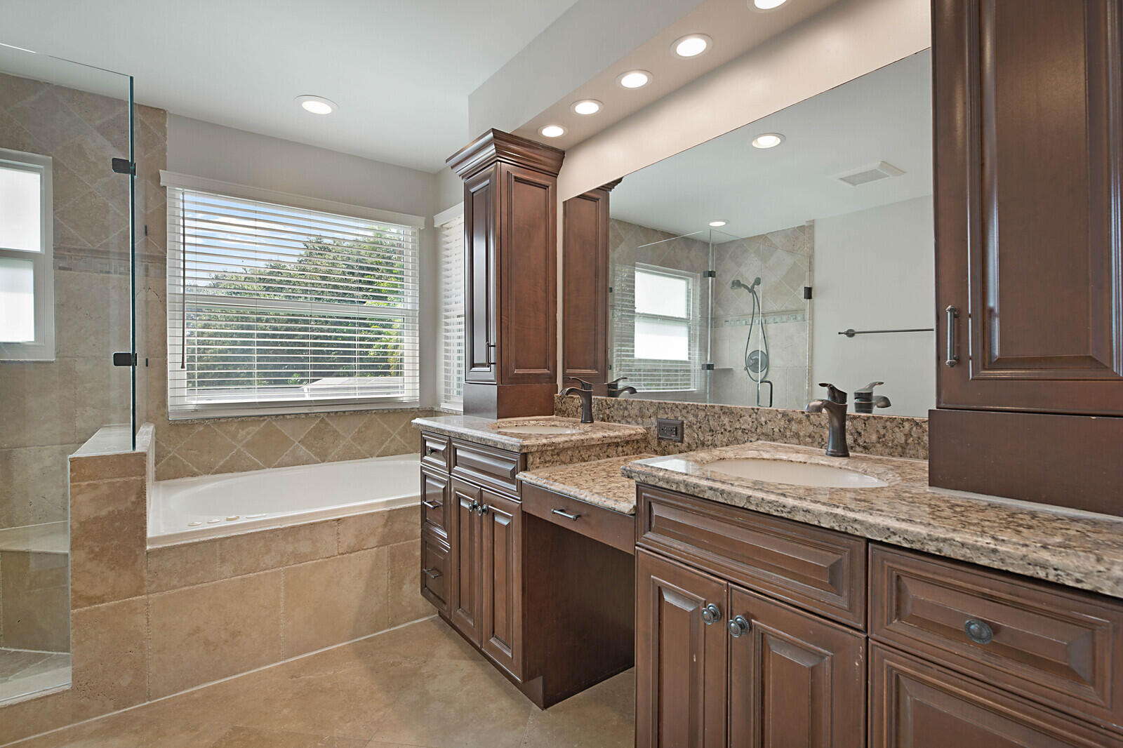 9485 Baritone Court Boca Raton, FL 33496 - Photo 30 of 47 Master Bathroom