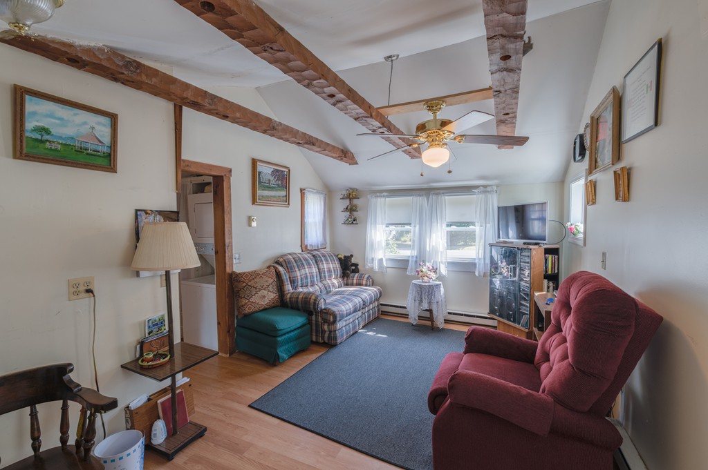 934 Point Road Marion, MA 02738 - Photo 4 of 16
