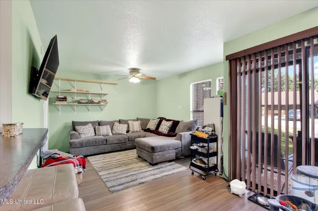 $115,000 | 126 Molokai, Unit G, Diamondhead, MS 39525