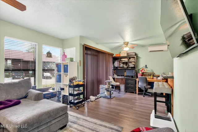 $115,000 | 126 Molokai, Unit G, Diamondhead, MS 39525