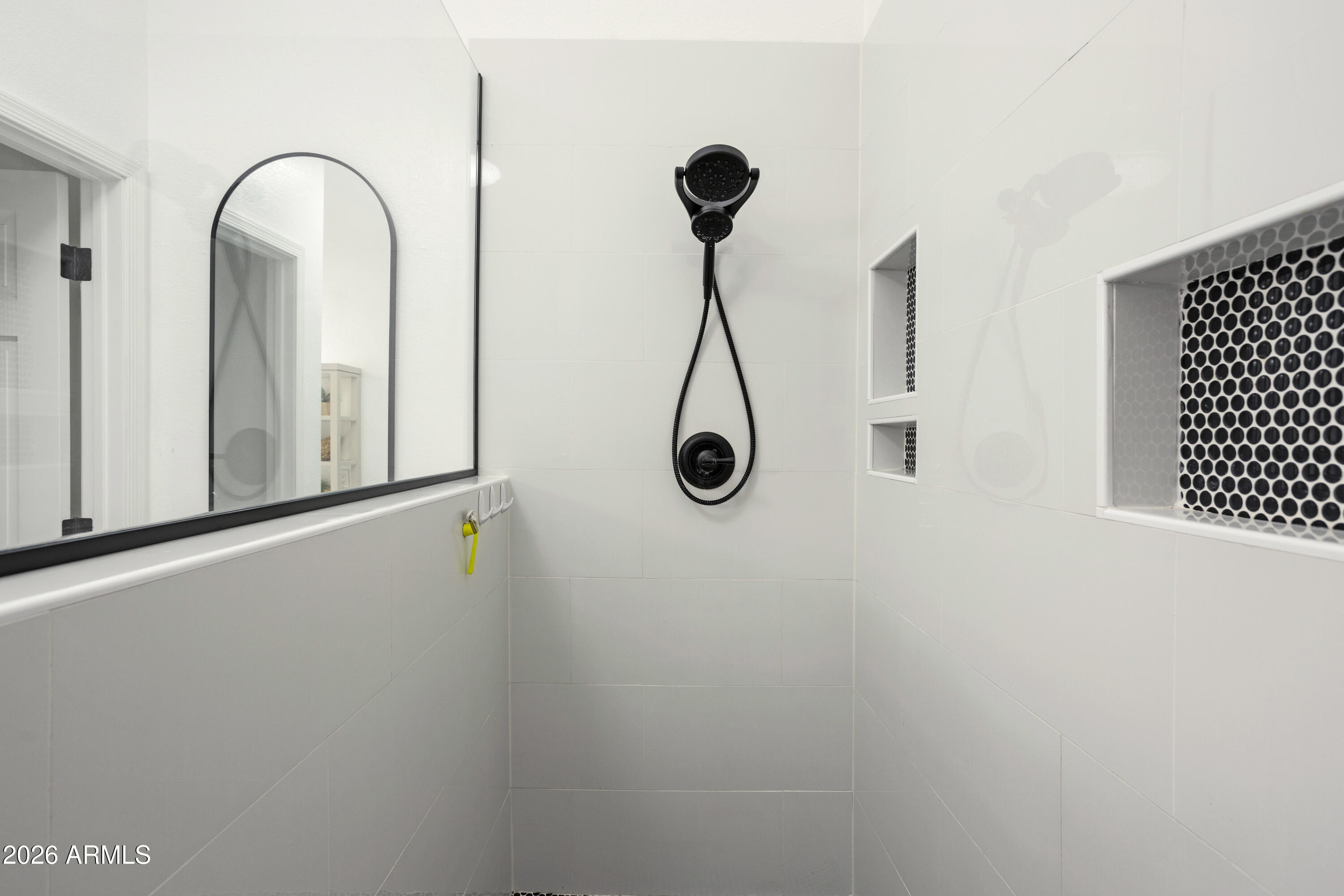 601 East Silver Creek Road Gilbert, AZ 85296 - Photo 28 of 47 Master shower