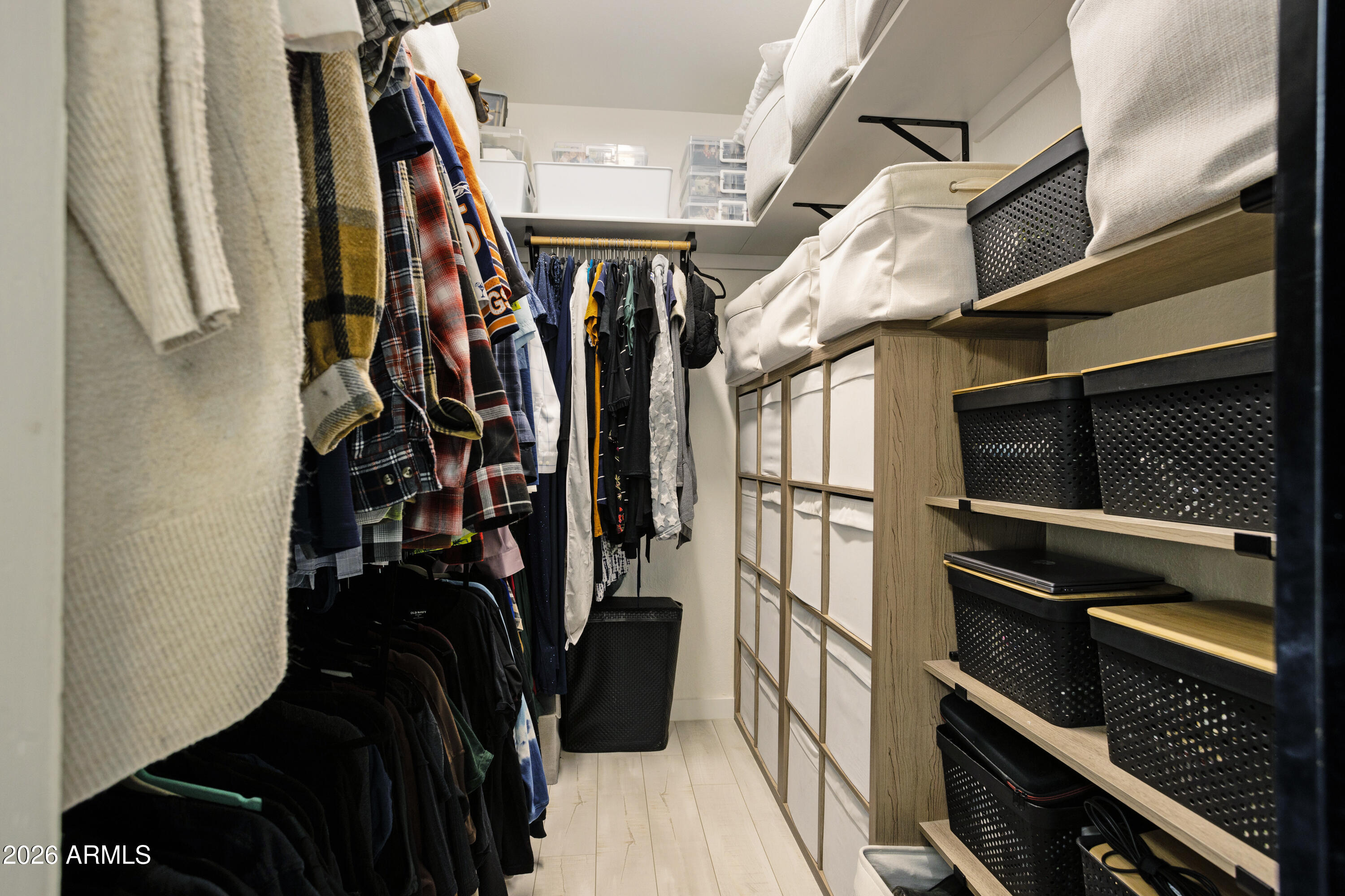 601 East Silver Creek Road Gilbert, AZ 85296 - Photo 29 of 47 Master closet