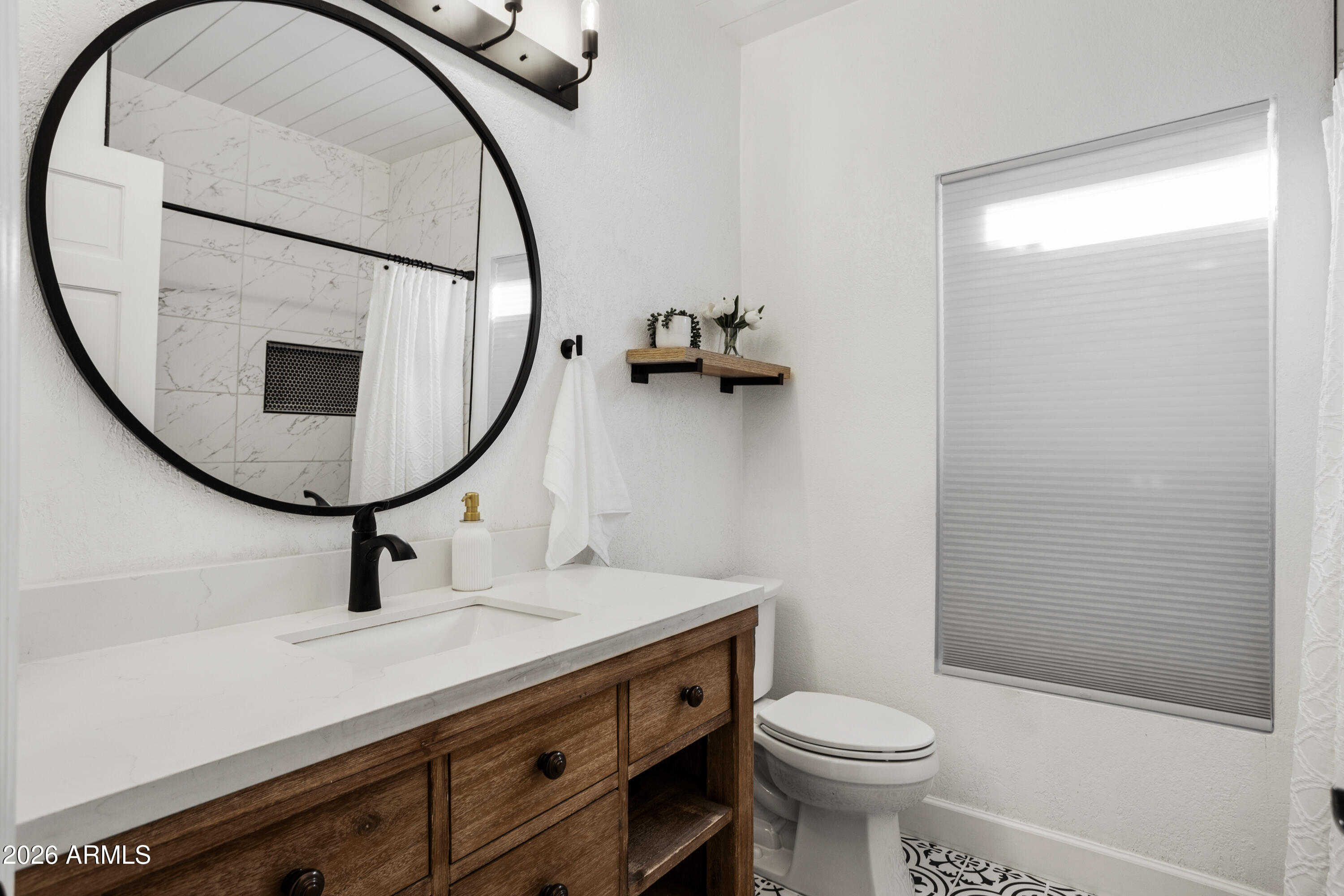 601 East Silver Creek Road Gilbert, AZ 85296 - Photo 31 of 47 Guest Bath