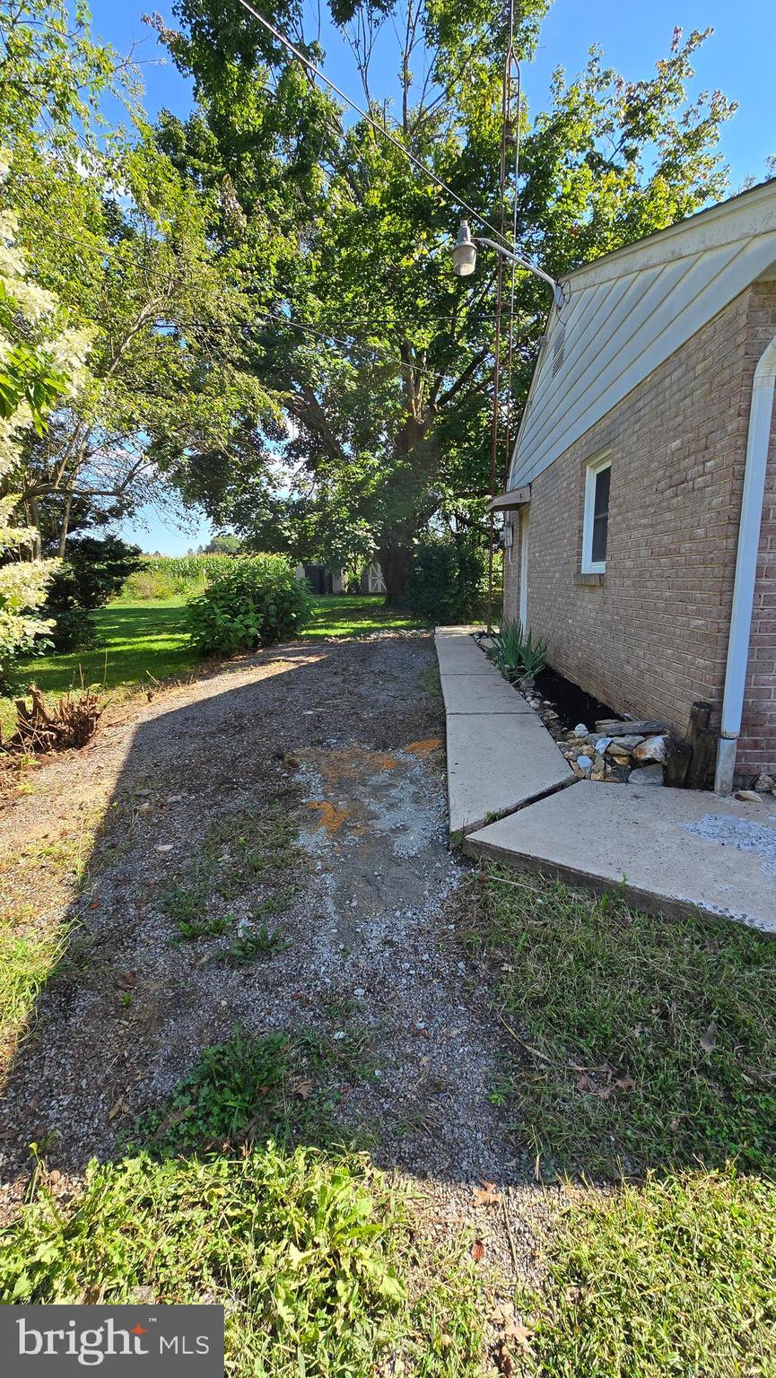 1734 Becker Road Manheim, PA 17545 - Photo 6 of 30 a backyard of a house with lots of green space