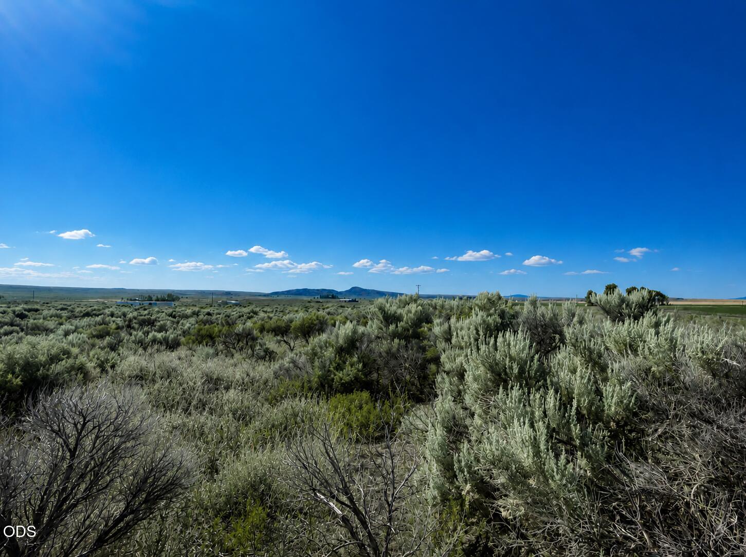 600 Southeast Carrico Road Christmas Valley, OR 97641 - Photo 2 of 6