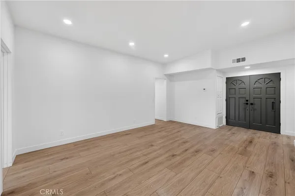 a view of empty room