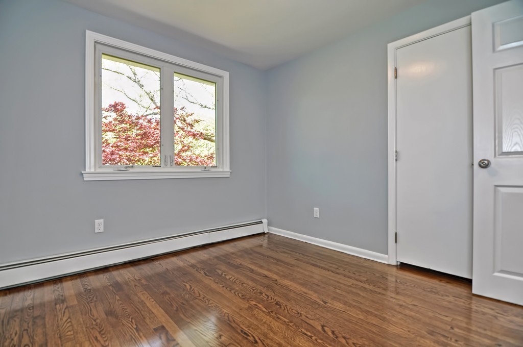 39 Pinecrest Road Holliston, MA 01746 - Photo 13 of 29 Gallery Image 13
