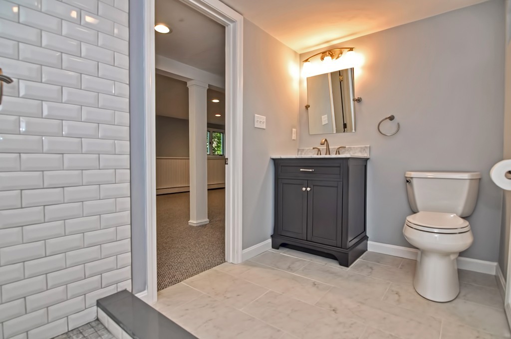 39 Pinecrest Road Holliston, MA 01746 - Photo 22 of 29 Gallery Image 22