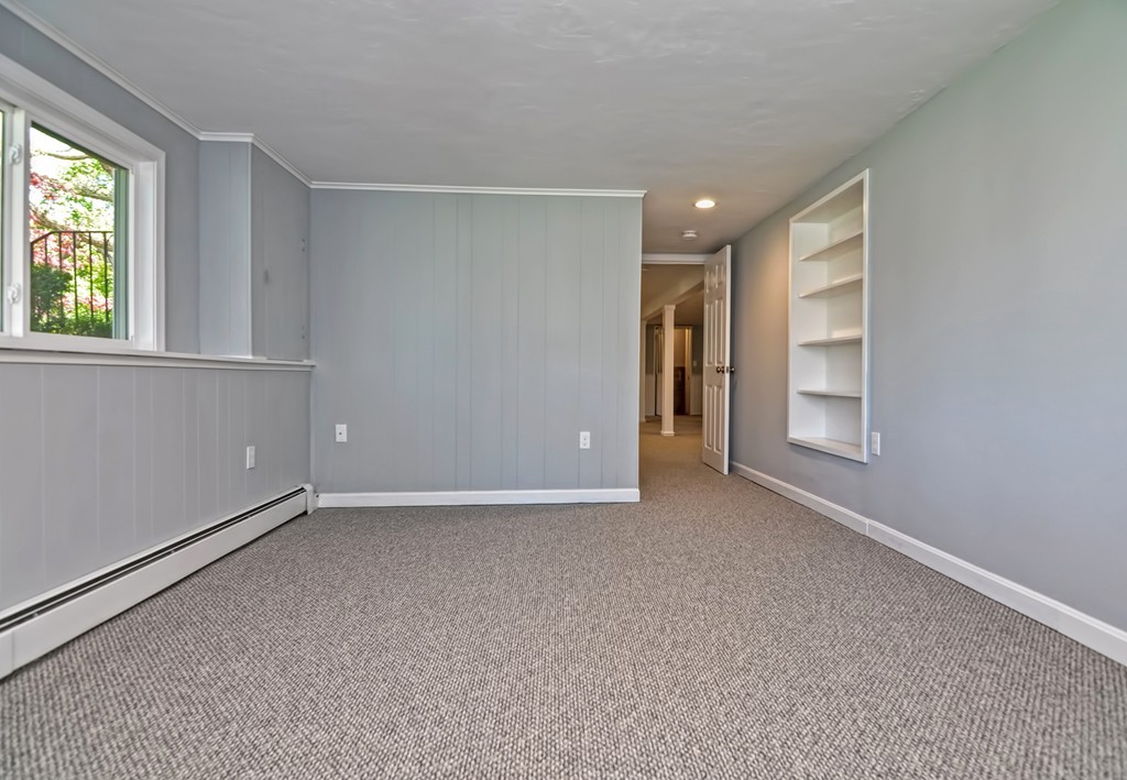 39 Pinecrest Road Holliston, MA 01746 - Photo 25 of 29 Gallery Image 25