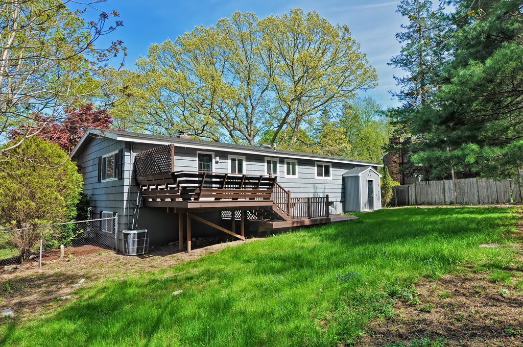 39 Pinecrest Road Holliston, MA 01746 - Photo 26 of 29 Gallery Image 26