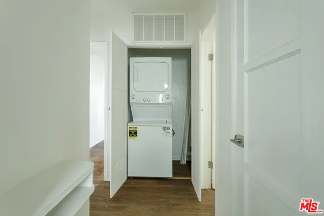 $3,150 | 1154 South Cochran Avenue, Los Angeles, CA 90019