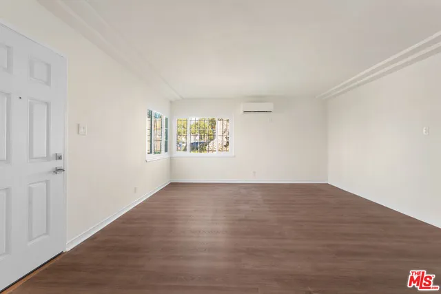 $3,150 | 1154 South Cochran Avenue, Los Angeles, CA 90019