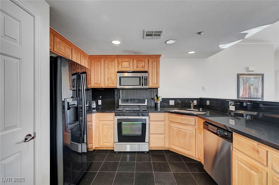 Undisclosed Address Henderson, NV 89074 - Photo 7 of 19