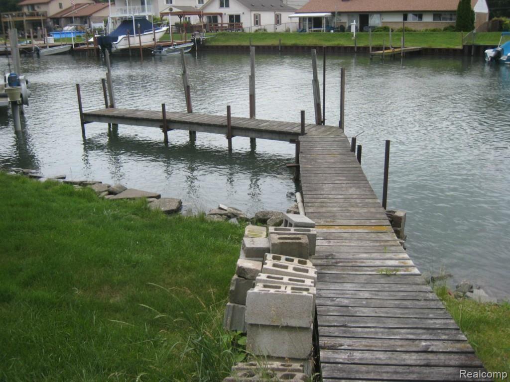 0 Pointe Gibraltar, MI 48173 - Photo 4 of 6
