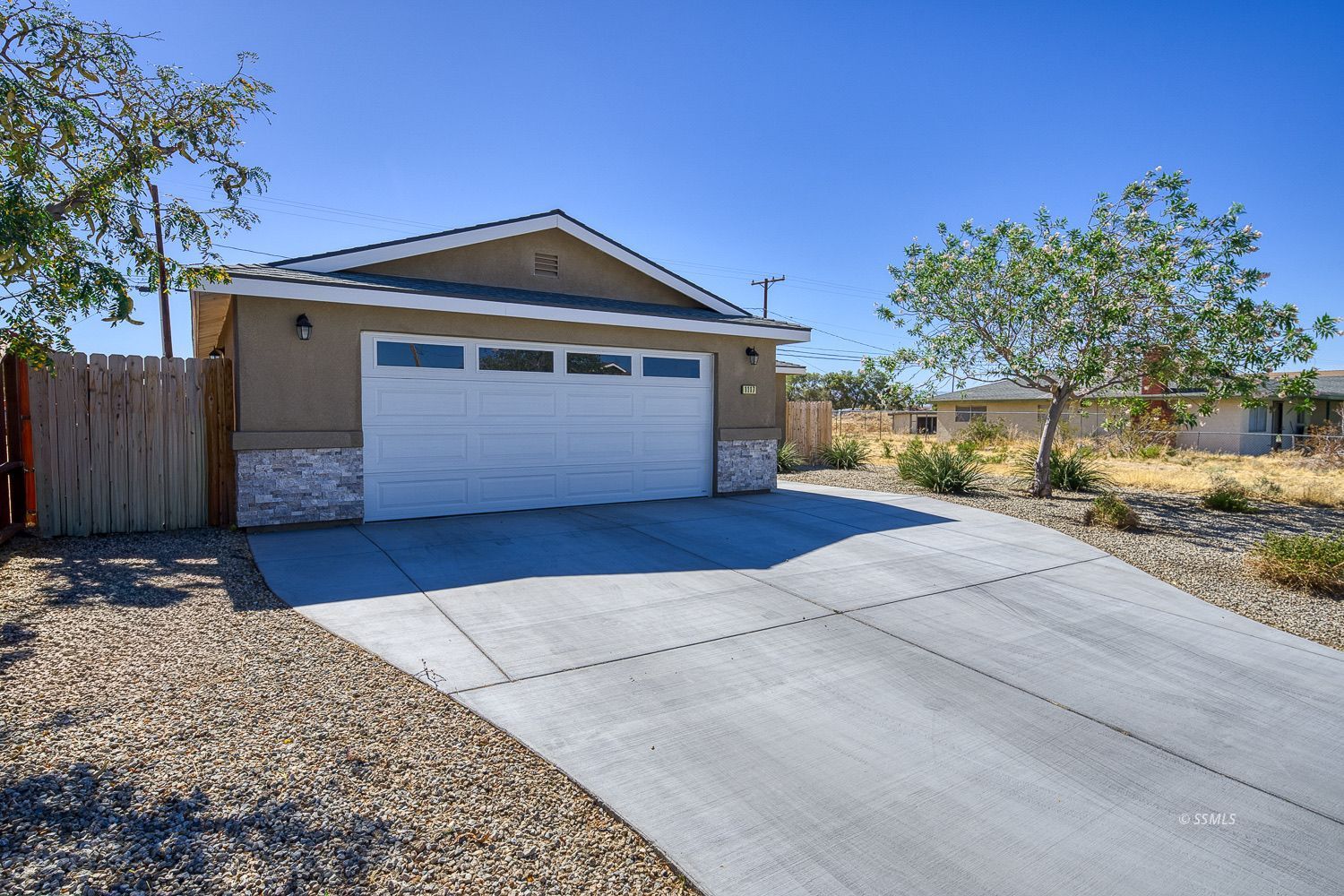 1117 Porter Street Ridgecrest, CA 93555 - Photo 3 of 36